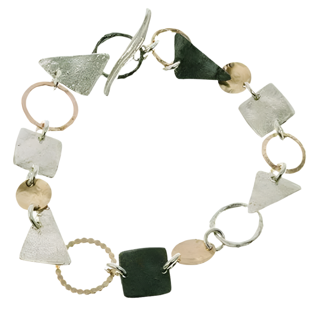 BRACELET SHAPES IN FOUR TONES