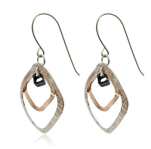 DIAMOND SHAPED EARRINGS