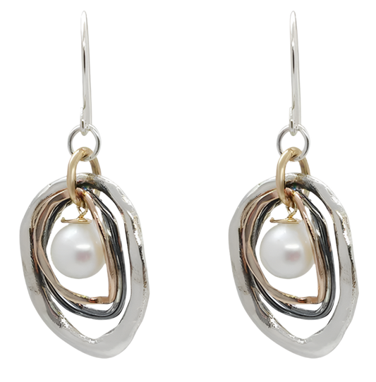 EARRINGS OVAL SHAPED WITH PEARLS