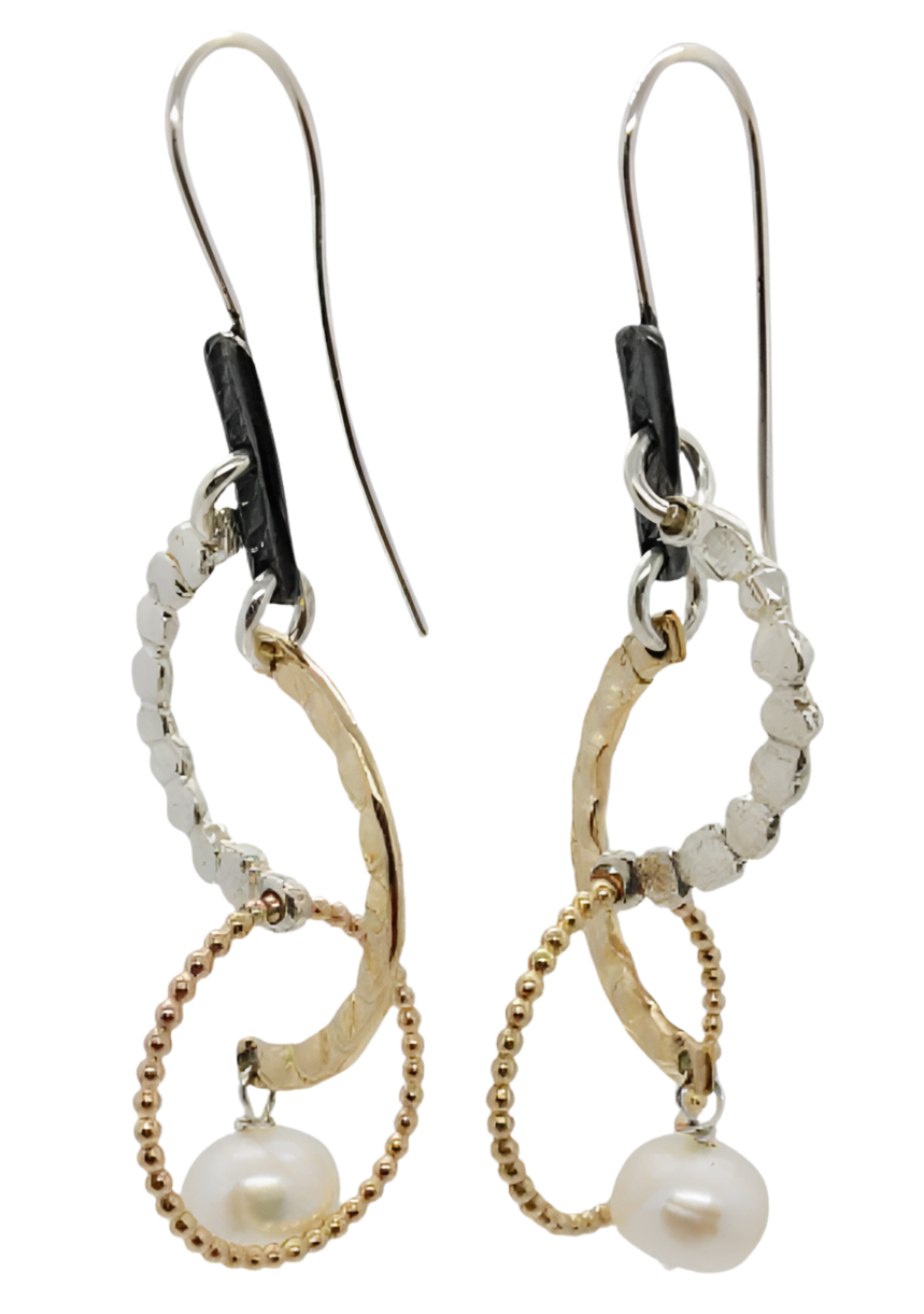 EARRINGS BEADED WITH PEARLS