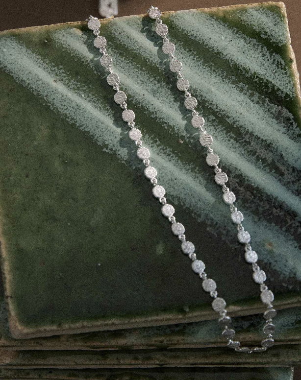 REFLECTION CHAIN NECKLACE - SILVER