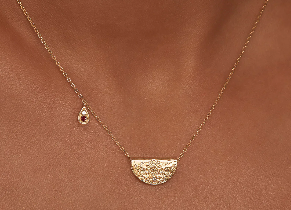 GOLD LOTUS BIRTHSTONE NECKLACE - FEBRUARY