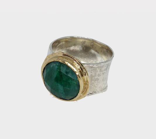 HANDMADE EMERALD STONE RING