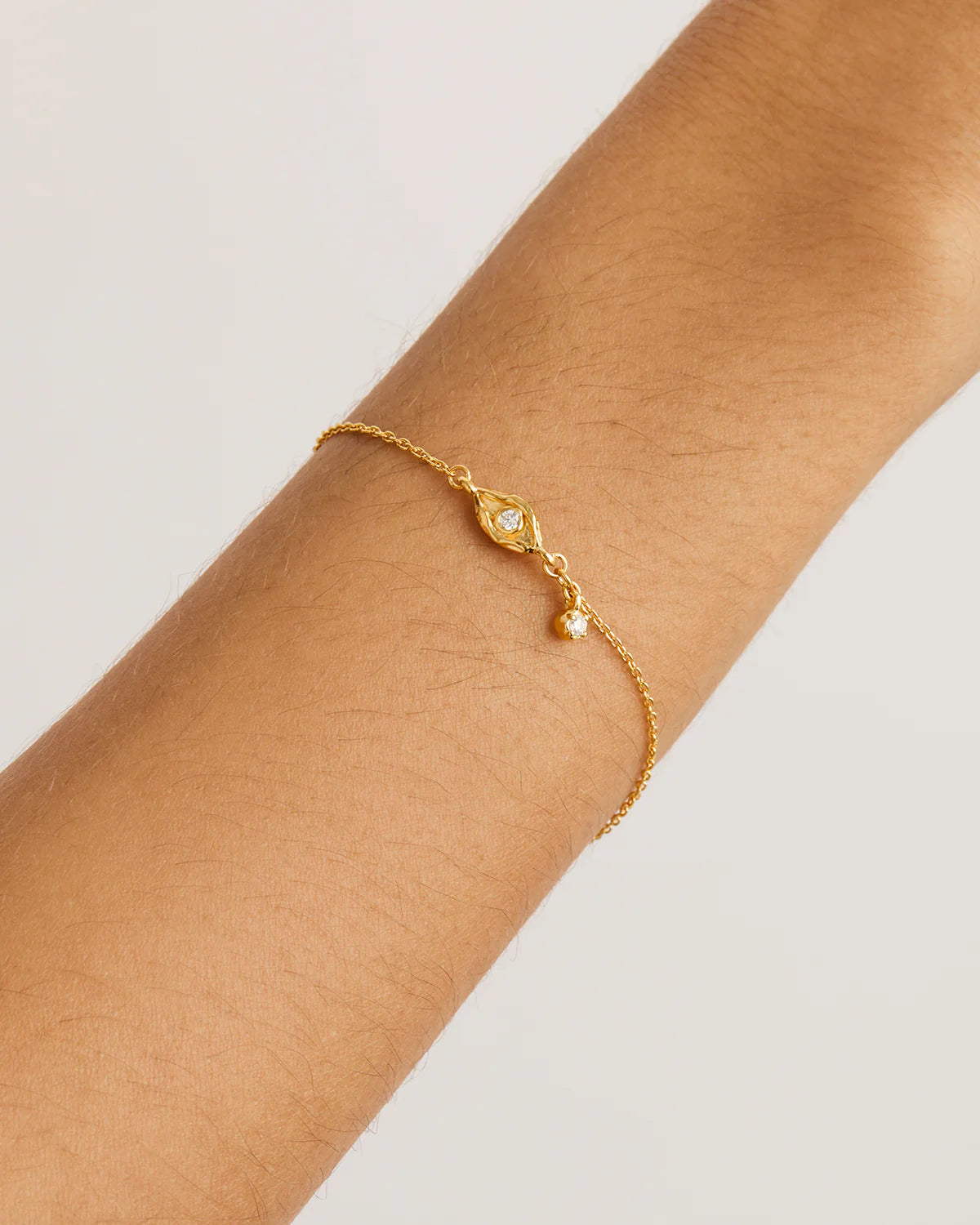 I AM PROTECTED BRACELET - 18K GOLD VERMEIL
