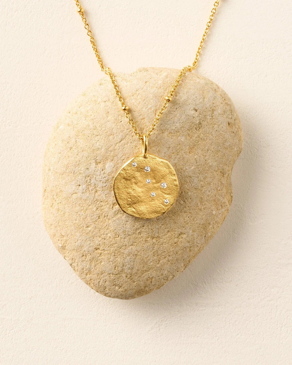 LUMORIA NECKLACE