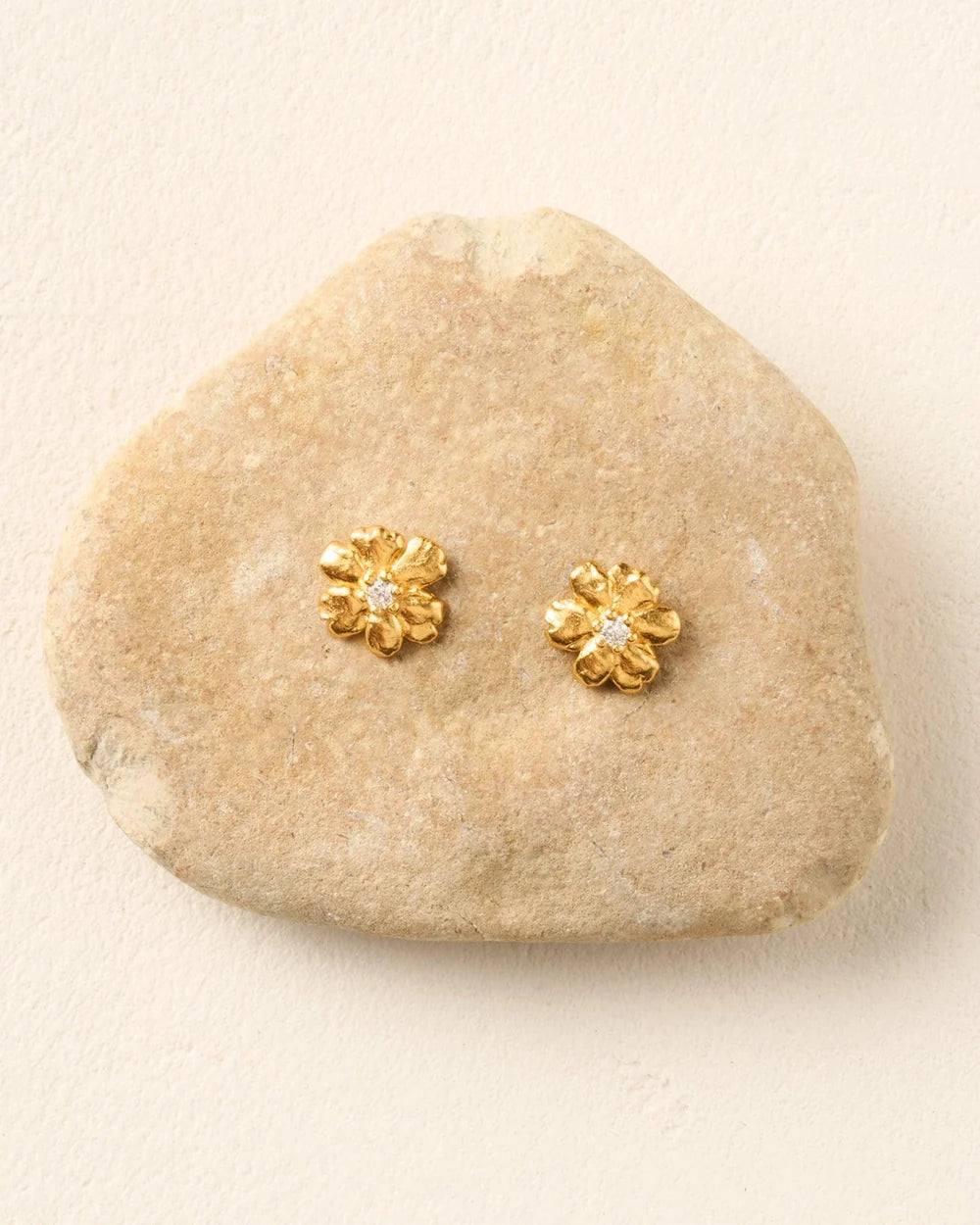 ALELI STUD EARRINGS