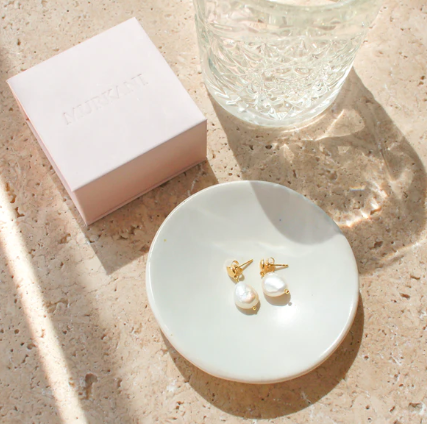 HALCYON PEARL EARRINGS - GOLD