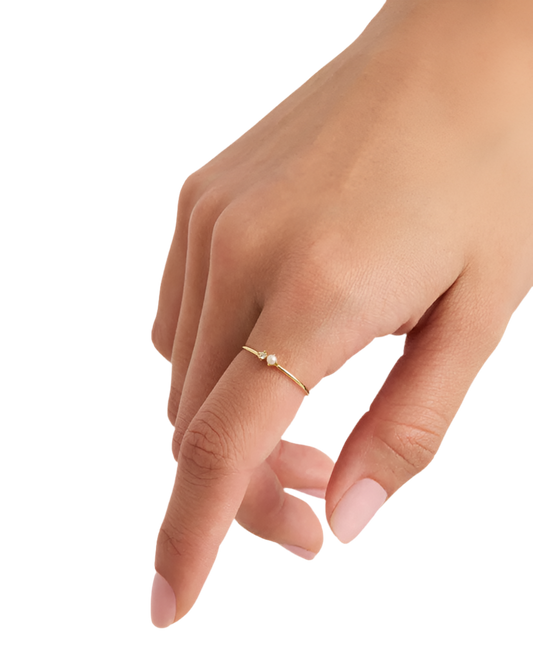 14k SOLID GOLD - LIGHT OF THE MOON DIAMOND RING