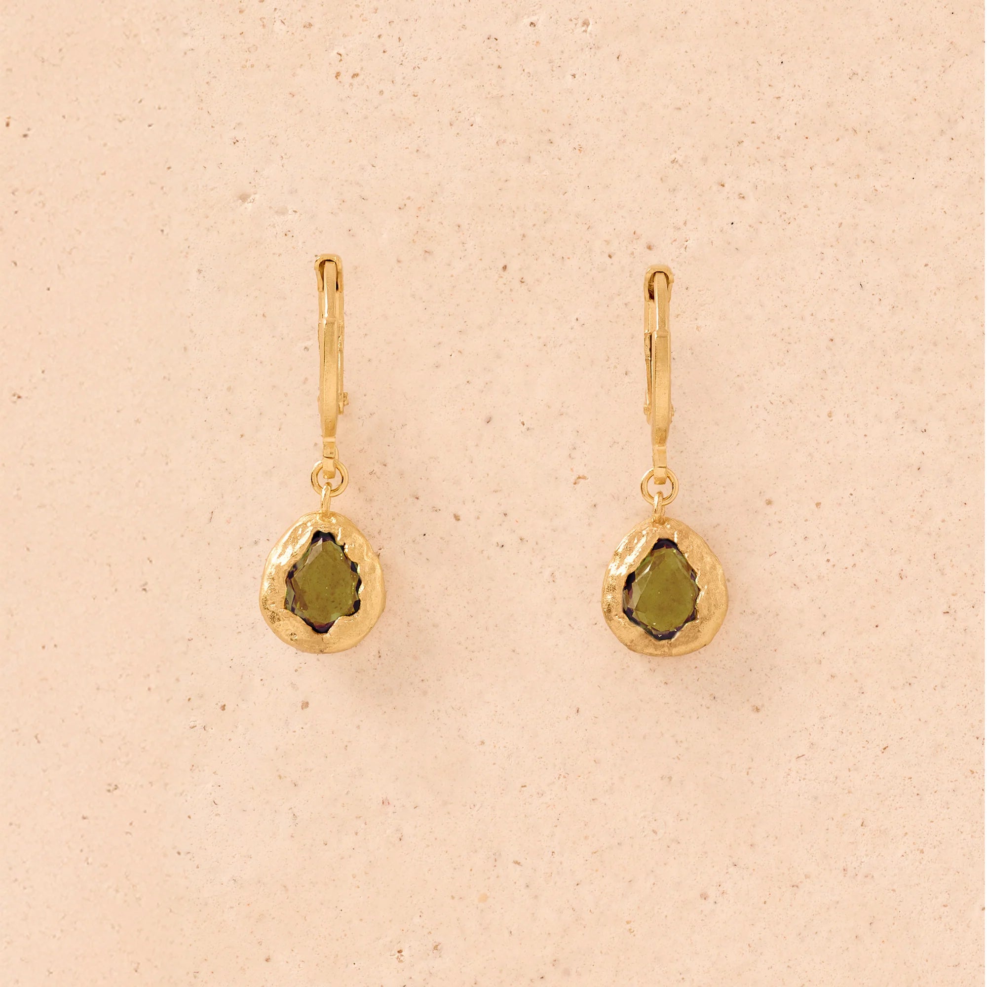 LYSIA DARK GREEN EARRINGS