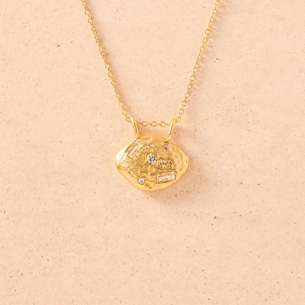 PÉPI NECKLACE