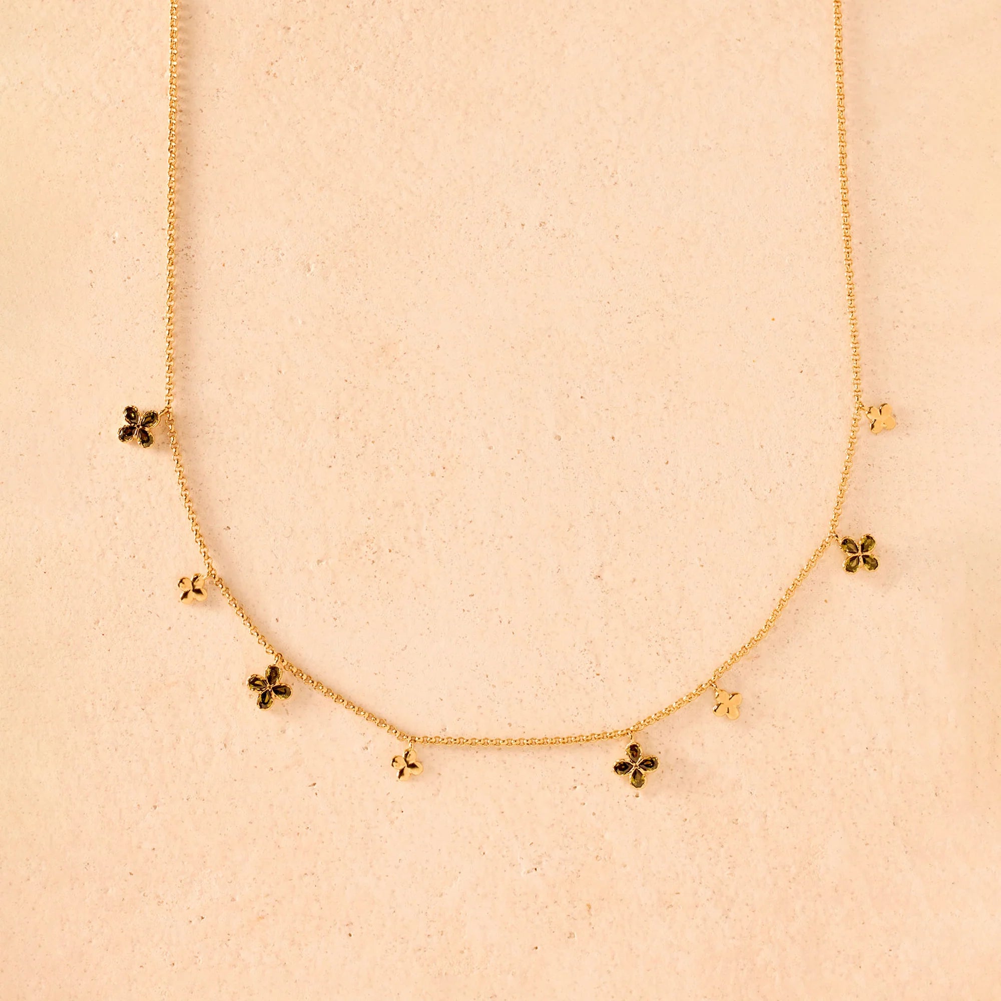 KLEIA NECKLACE