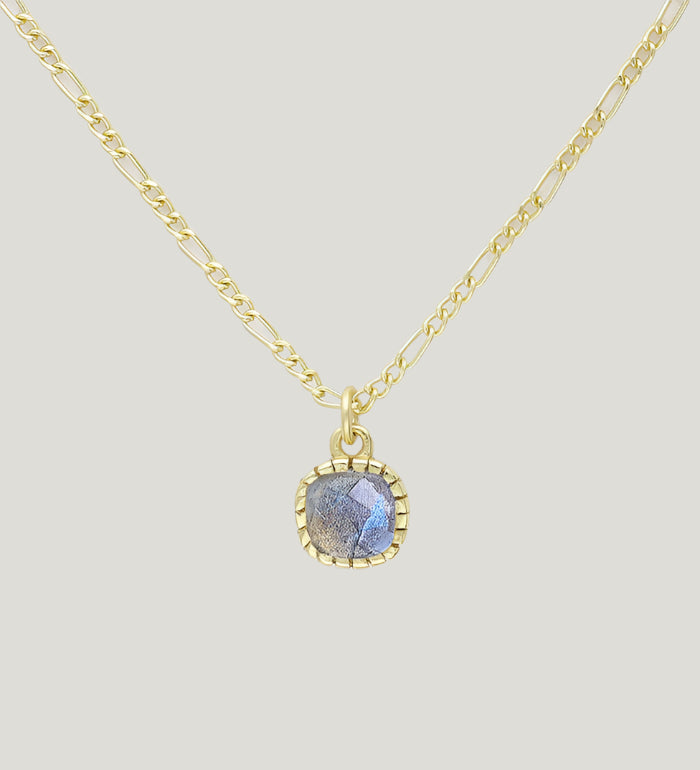 LABRADORITE PENDANT NECKLACE