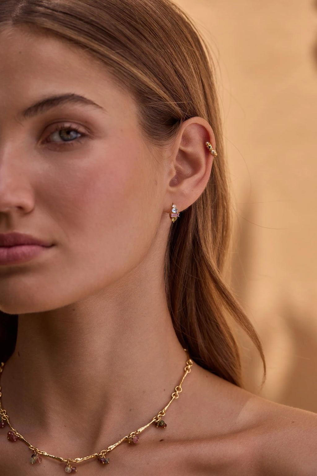 Reina Gold Hoops