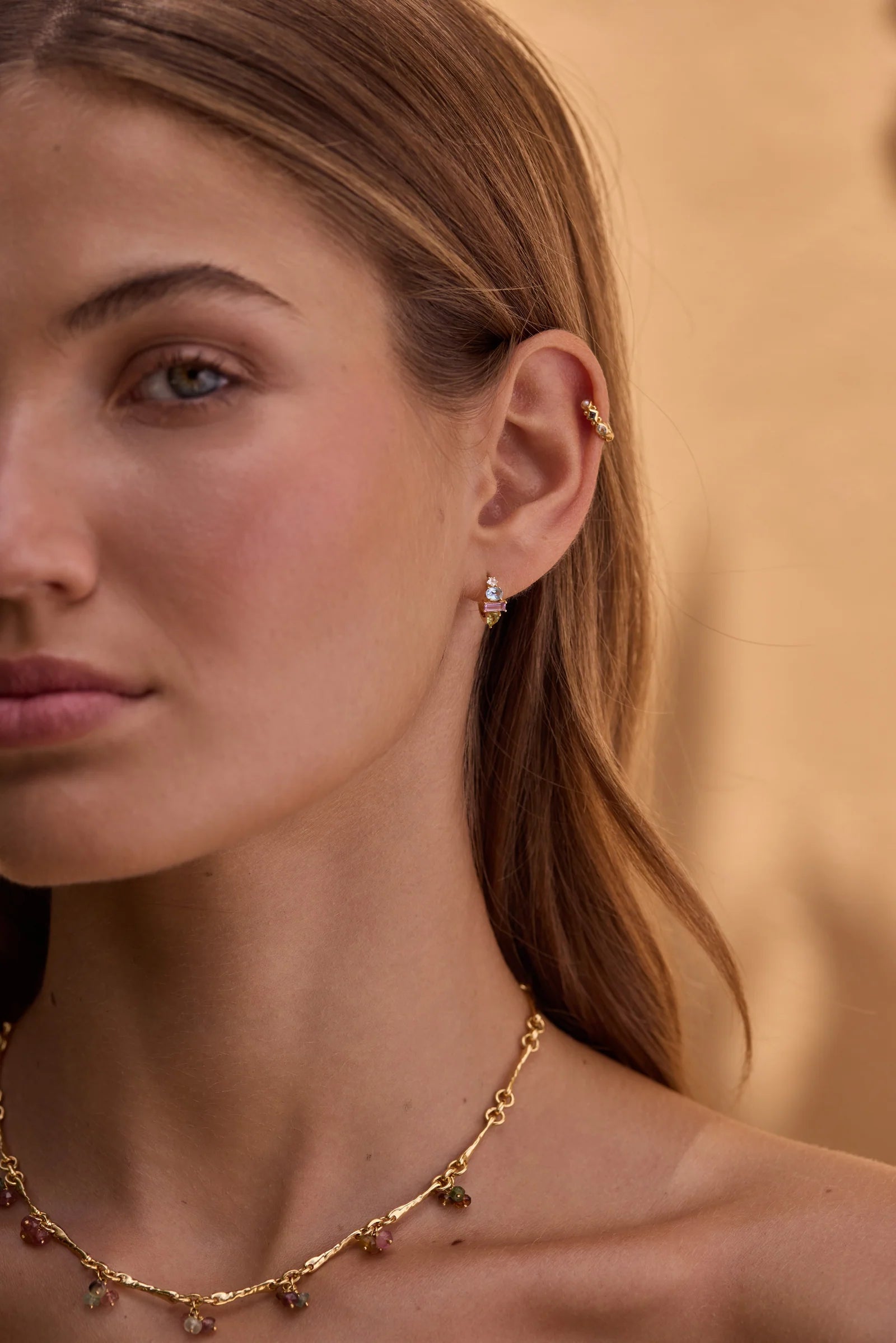 Reina Gold Hoops