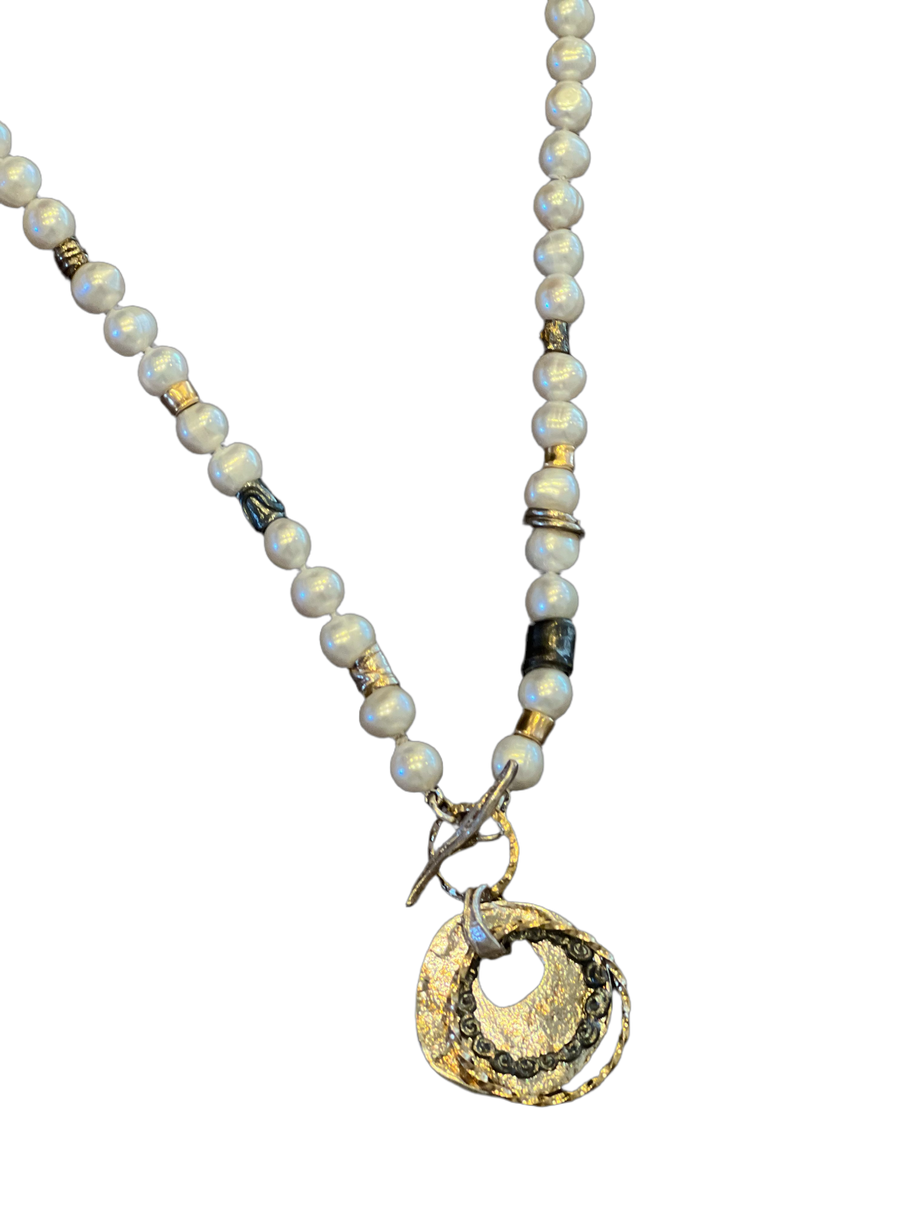 LAYERED TEXTURED HANDMADE PENDANT WITH FRESH WATER PEARLS
