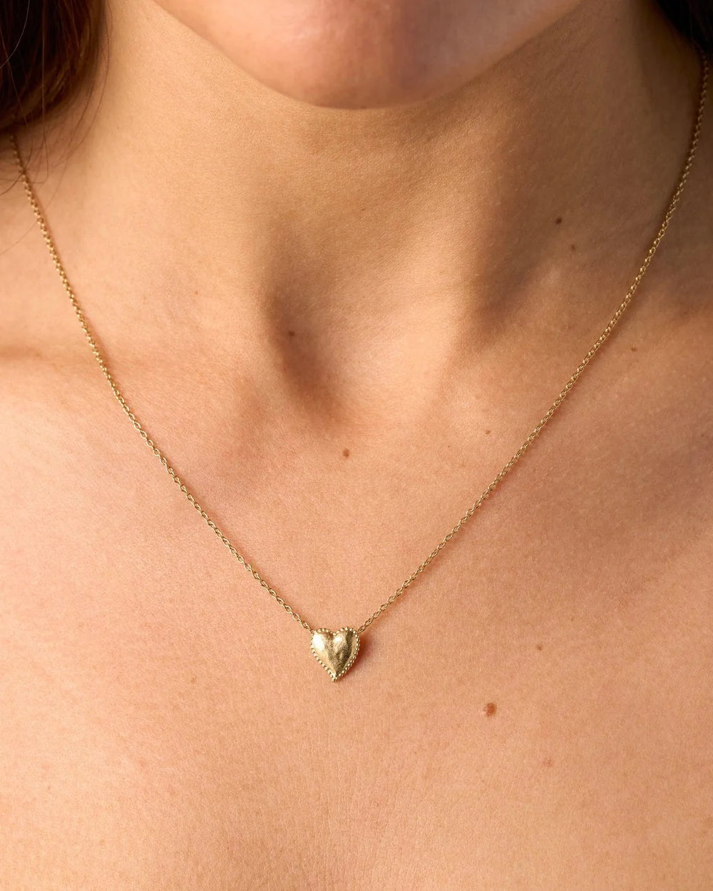 AMORI NECKLACE