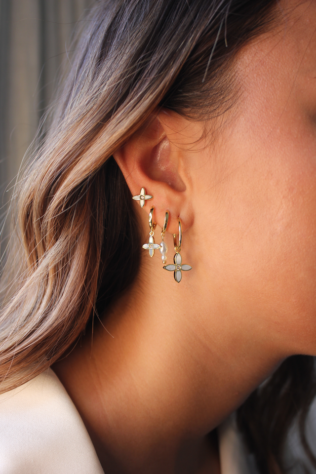 MINI DESERT FLOWER MINI STUDS EARRINGS SILVER