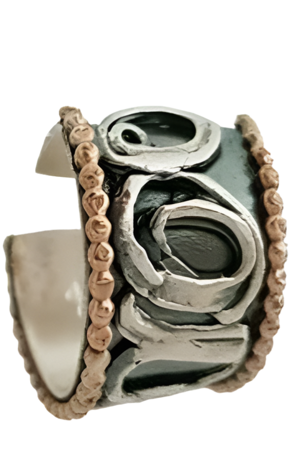 EARRING HOOPS WITH GOLD DOTS AND DETAILING