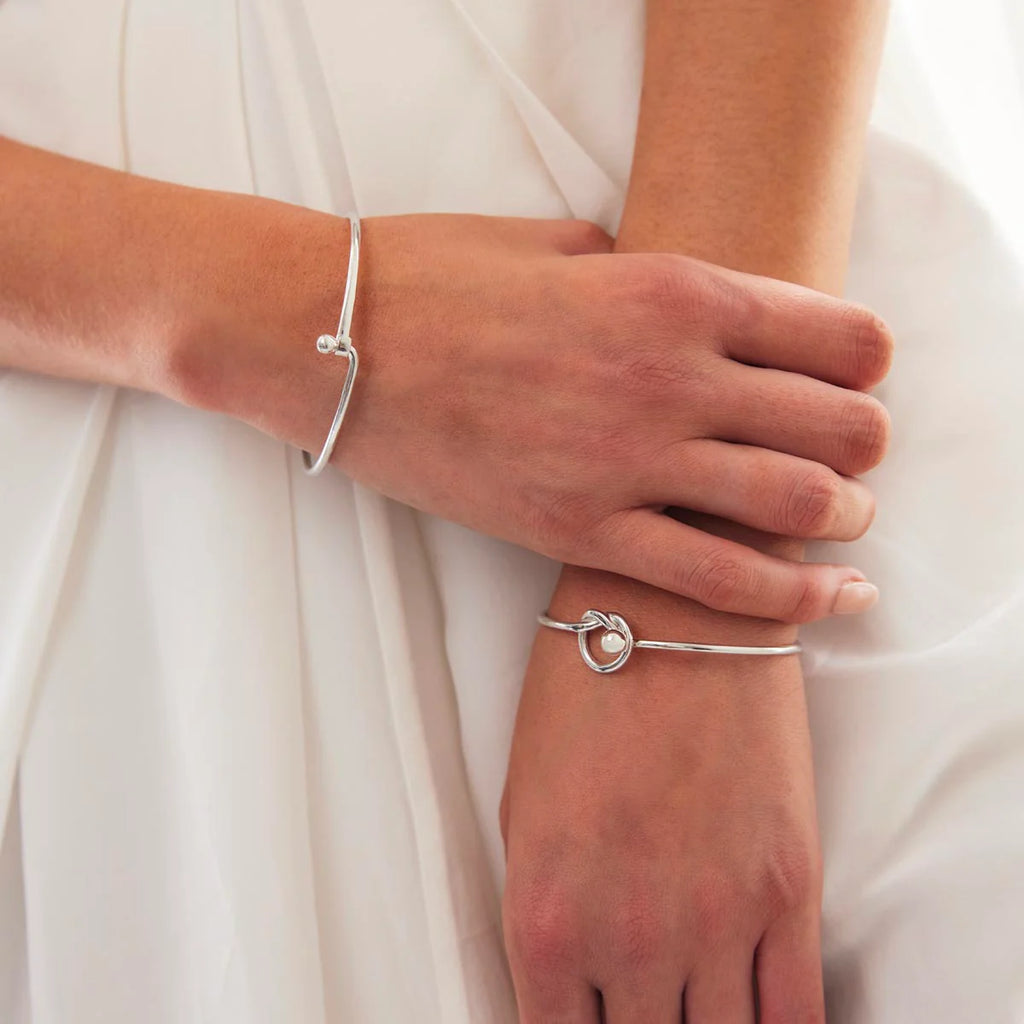 YOU'RE MY LOVE KNOT BANGLE