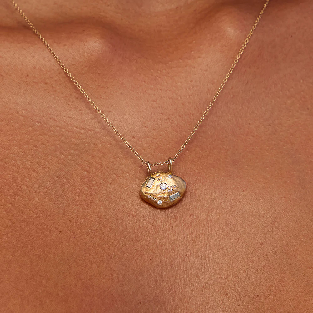 PÉPI NECKLACE