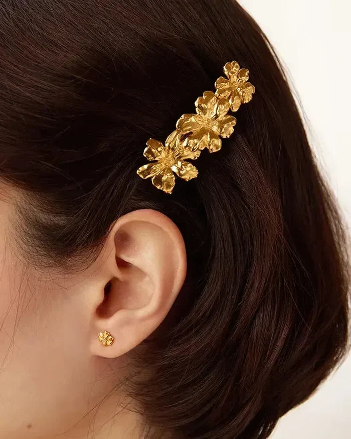 ALELI STUD EARRINGS