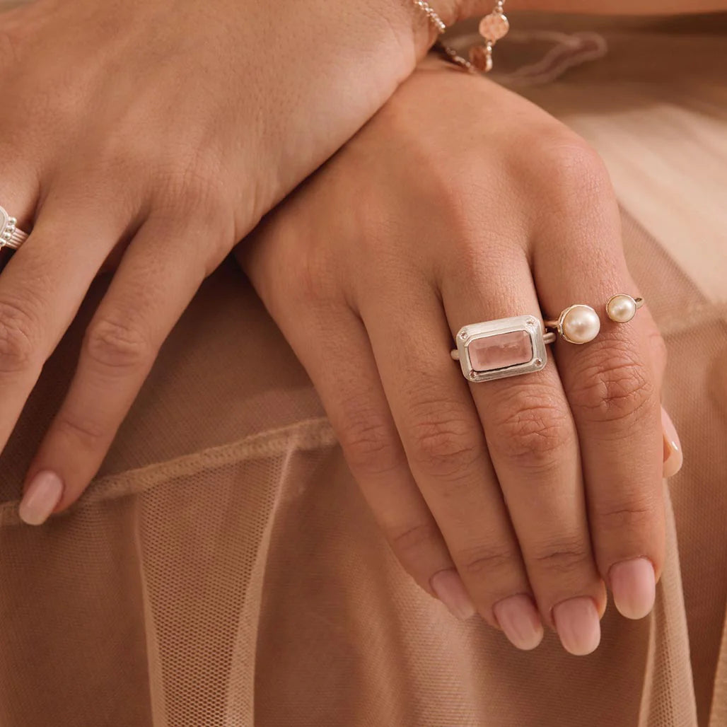 ROSE QUARTZ RING