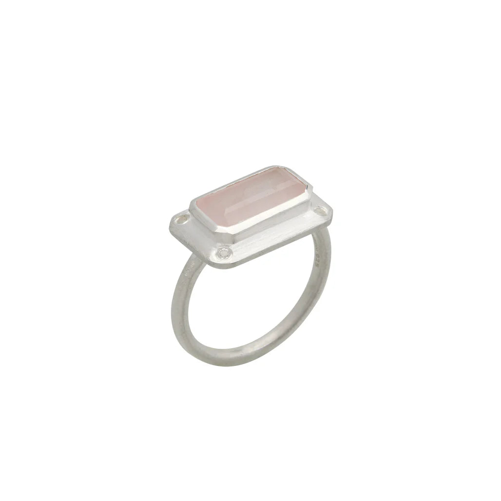 ROSE QUARTZ RING