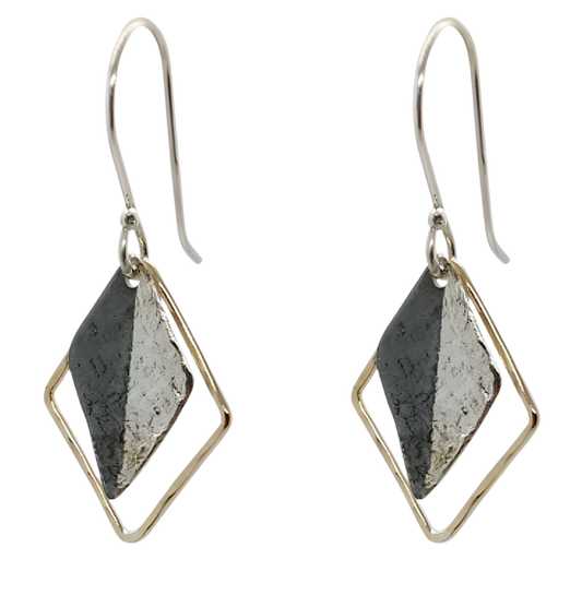 EARRINGS DIAMOND SHAPED DROPS