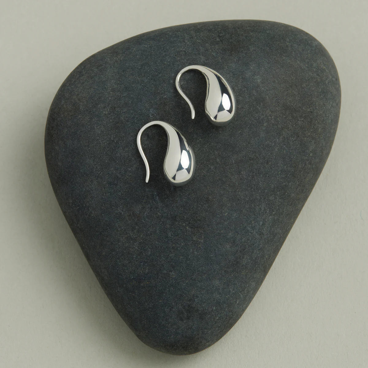 Eau Earrings