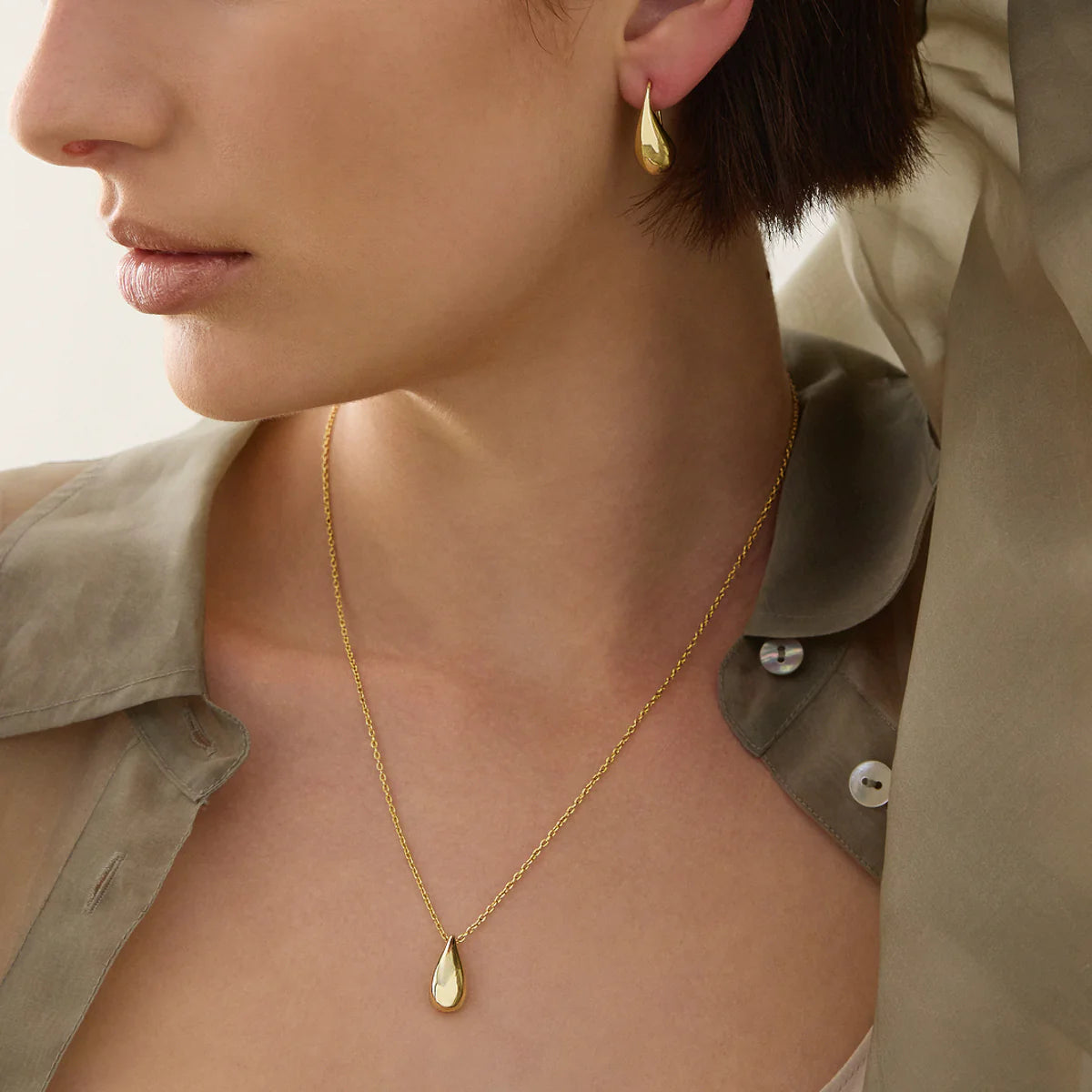 Eau Necklace - Gold
