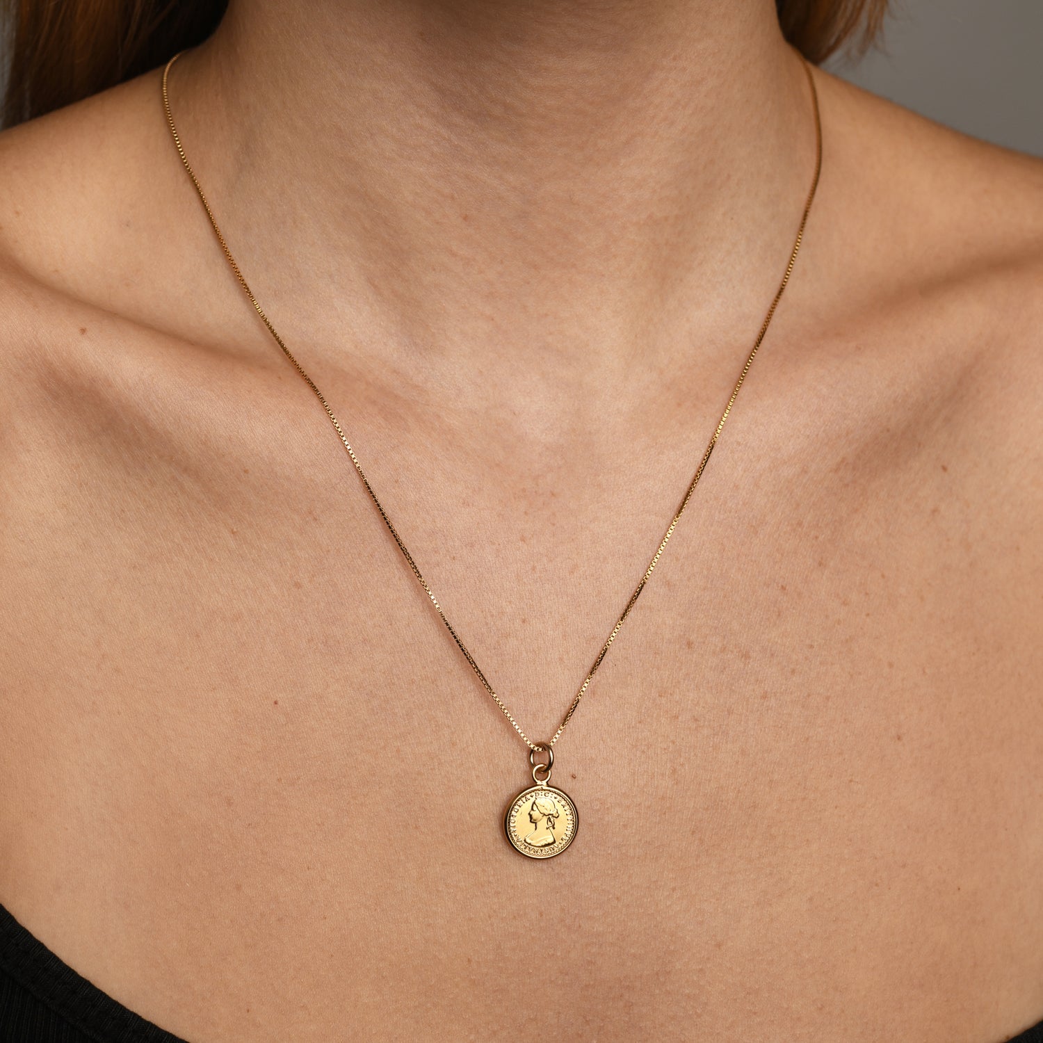 FINE BOX CHAIN NECKLACE WITH MINI COIN