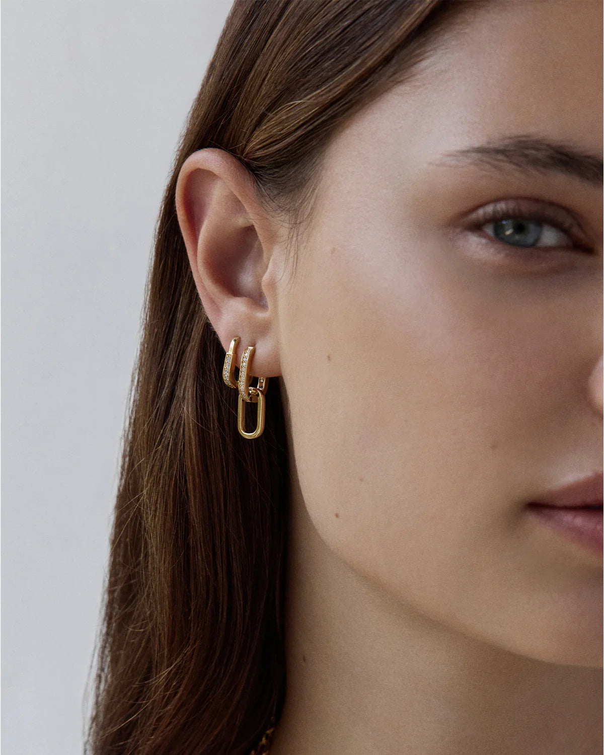 18k GOLD VERMEIL CONNECTION HOOPS