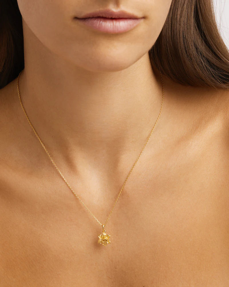 18K GOLD VERMEIL DAFFODIL MARCH BIRTH FLOWER NECKLACE