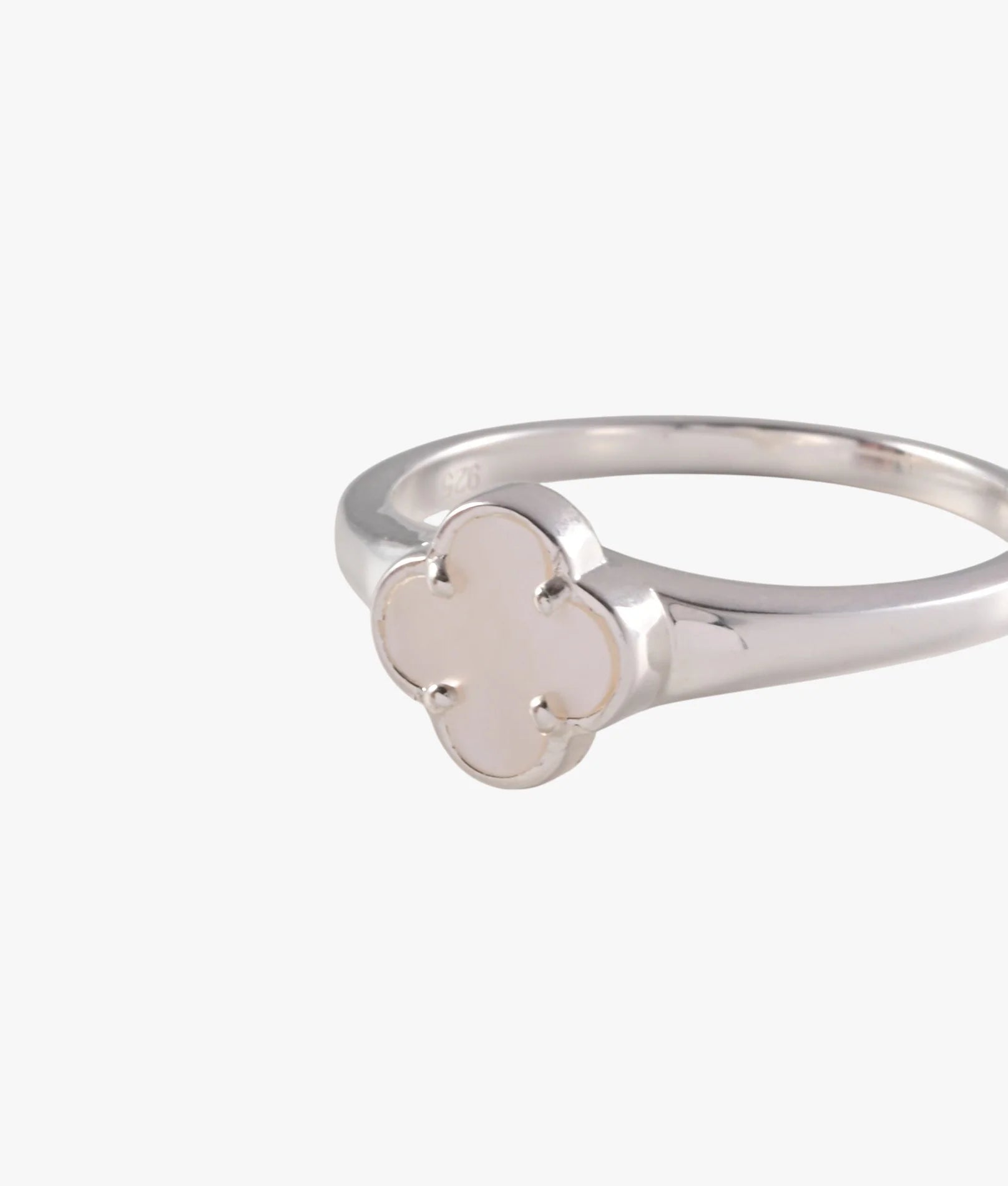 MINI CLOVER RING (MOTHER OF PEARL)