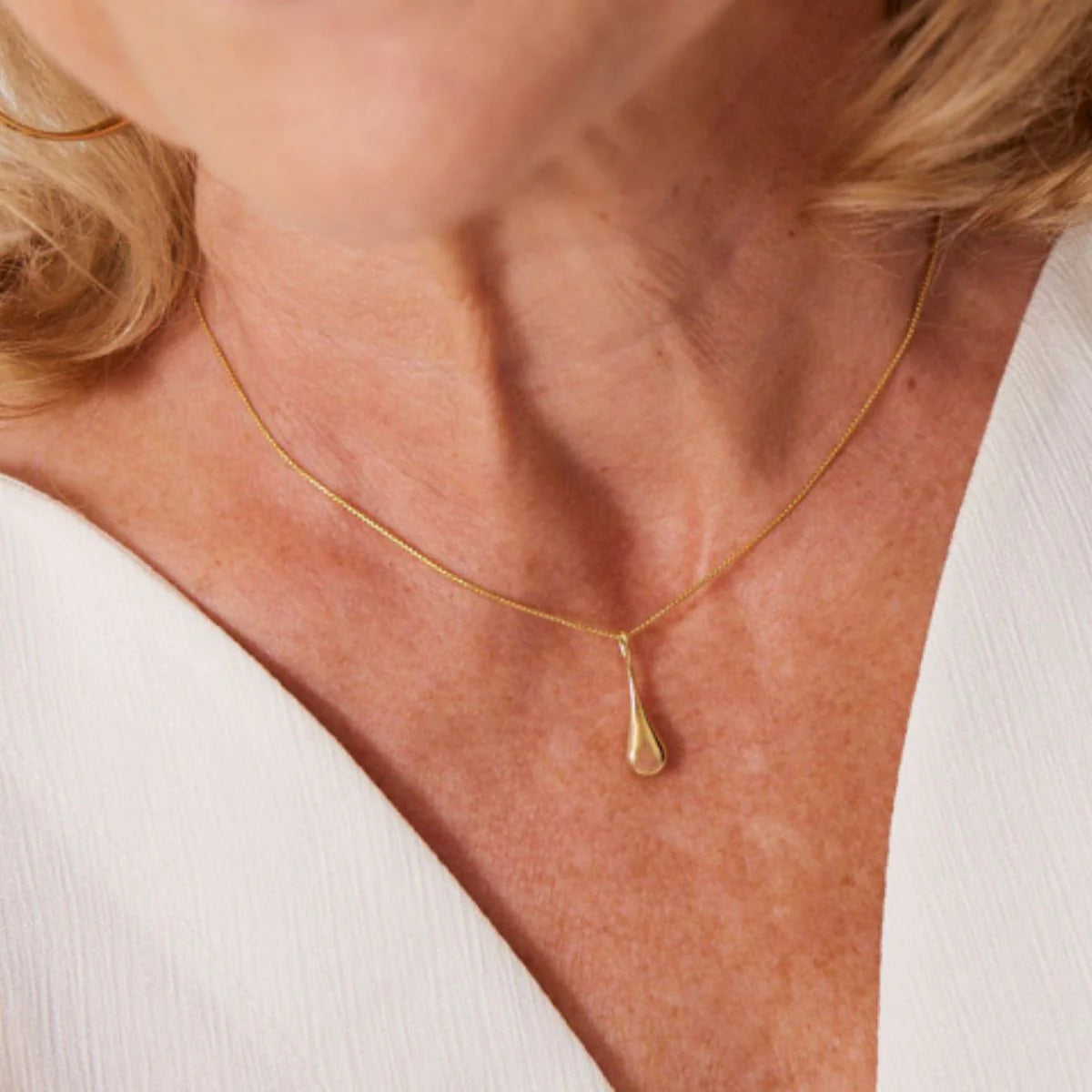 MY SILENT TEARS NECKLACE (YELLOW GOLD PLATED)