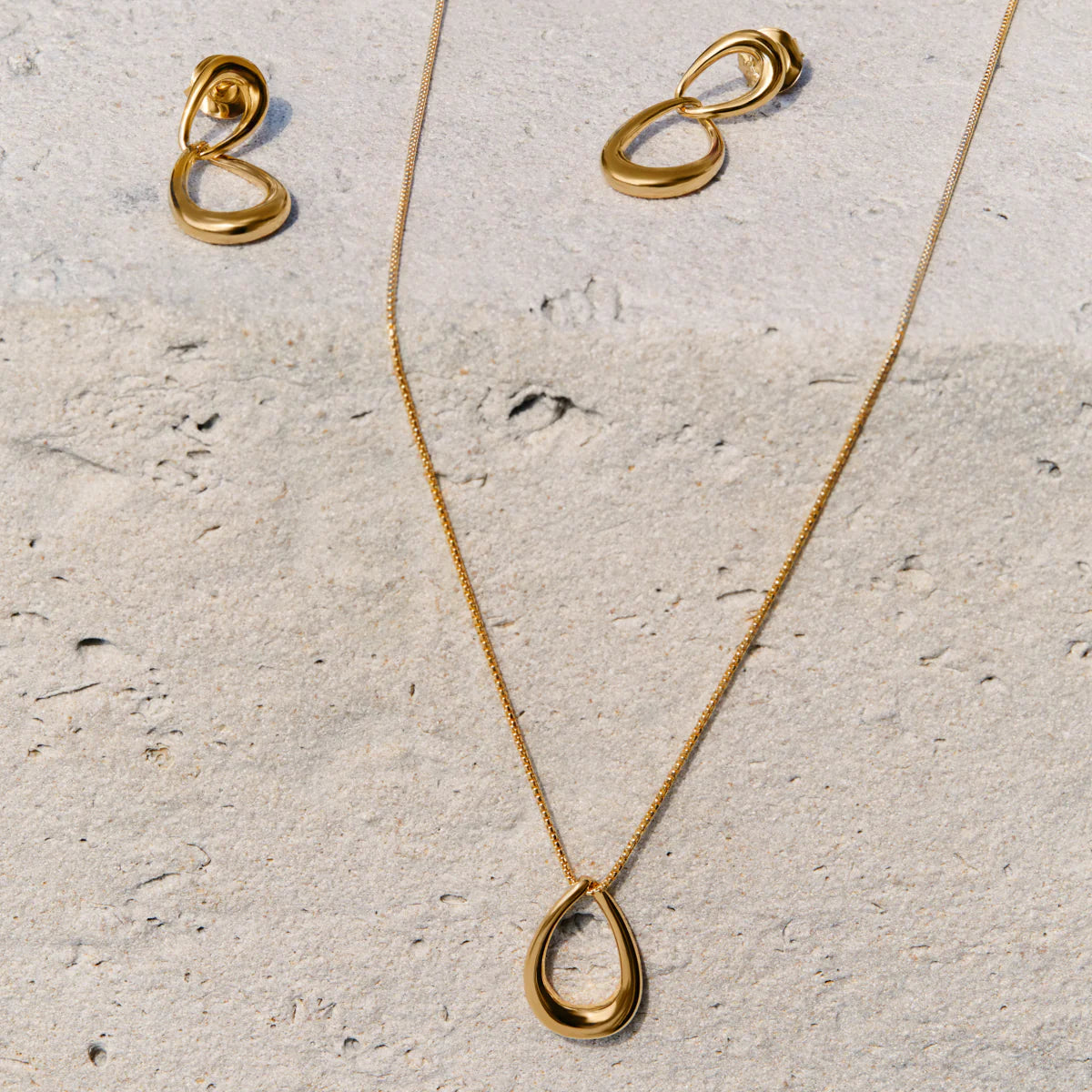 Vivante Necklace - Gold
