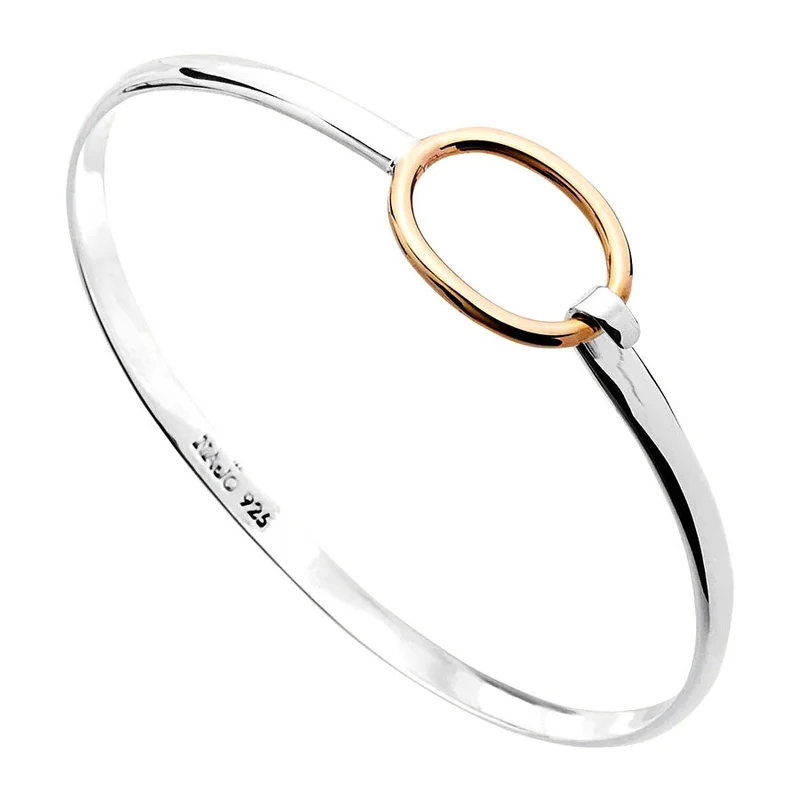 CONEXION TWO-TONE TENSION BANGLE