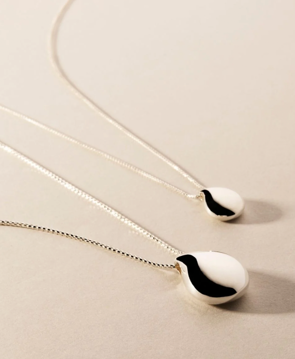SUNSHOWER SMALL PENDANT NECKLACE (STERLING SILVER)