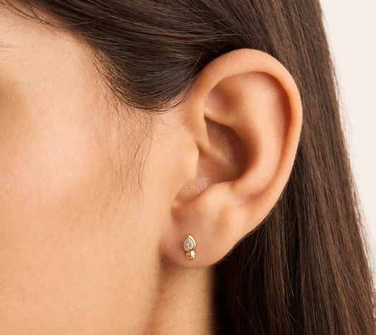 ADORE YOU STUD EARRINGS - GOLD