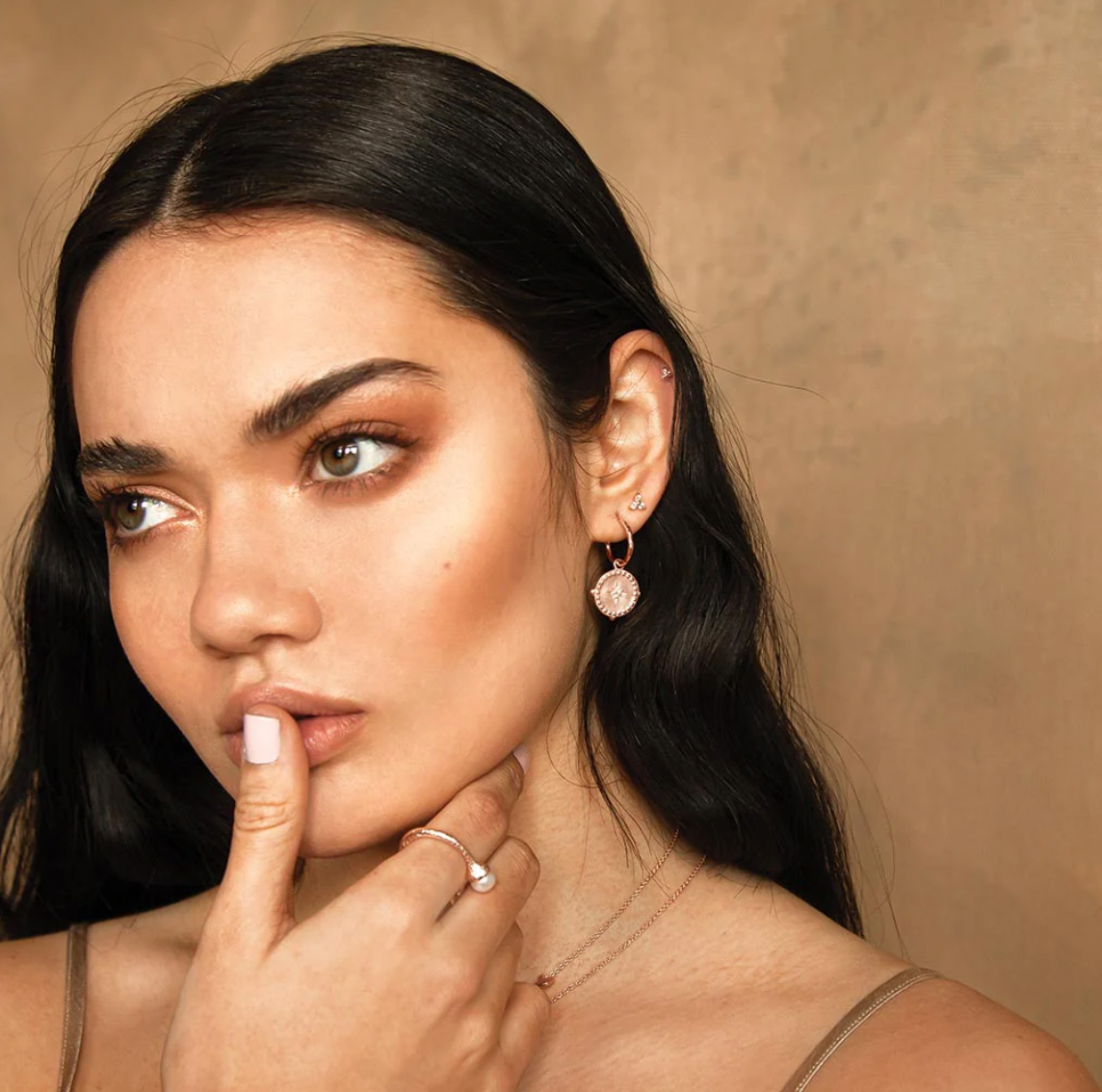 SMALL HOOP EARRINGS INTO THE LIGHT - ROSE GOLD