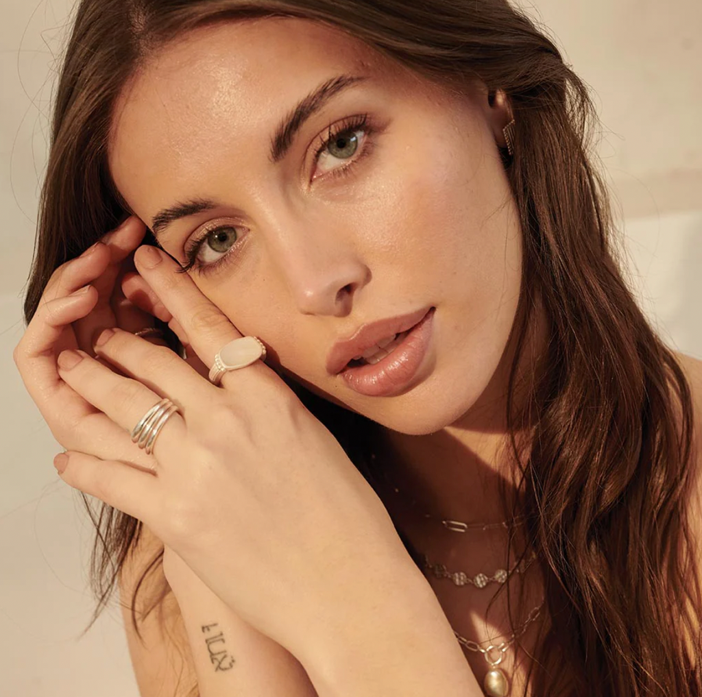 APHRODITE GODDESS RING - SILVER