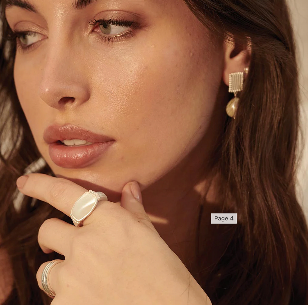 APHRODITE GODDESS RING - SILVER