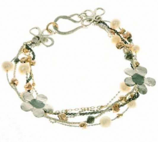 BRACELET WITH FLOWERS AND PEARLS