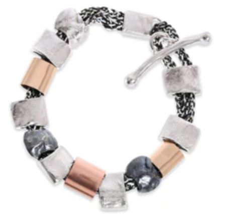 BRACELET WITH A HEAVY OXIDISED CHAIN