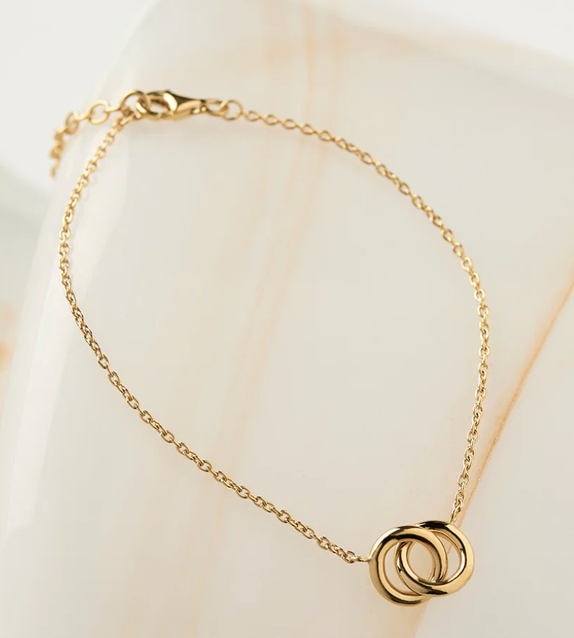 EMBRACE BRACELET (YELLOW GOLD PLATED)