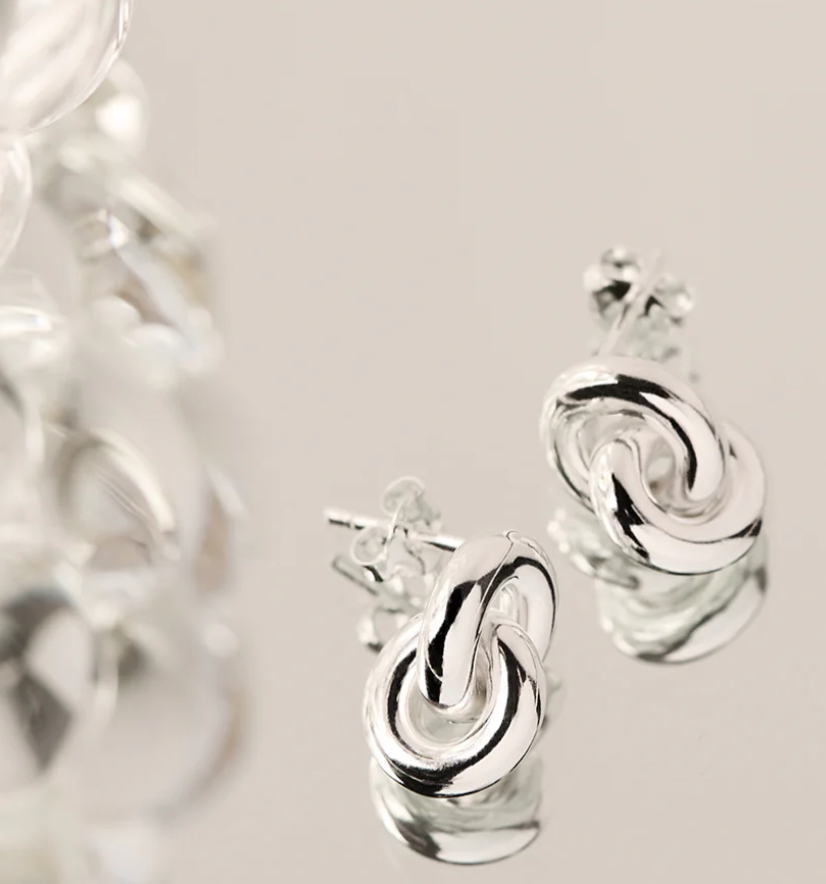 EMBRACE STUD EARRINGS (STERLING SILVER)