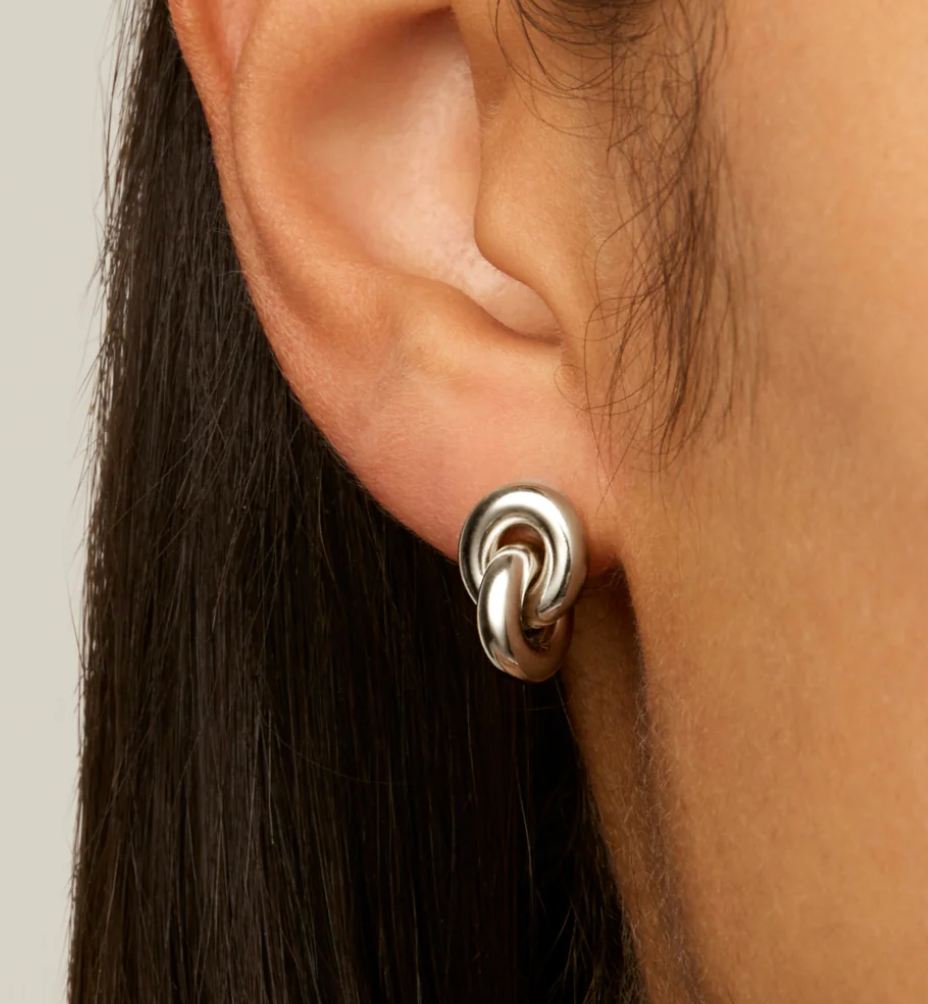 EMBRACE STUD EARRINGS (STERLING SILVER)