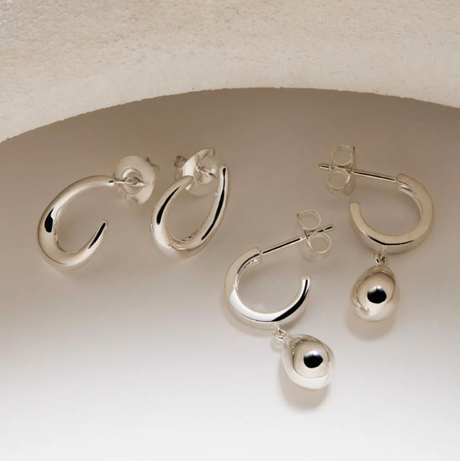 BABY CURL STUD EARRINGS (STERLING SILVER)