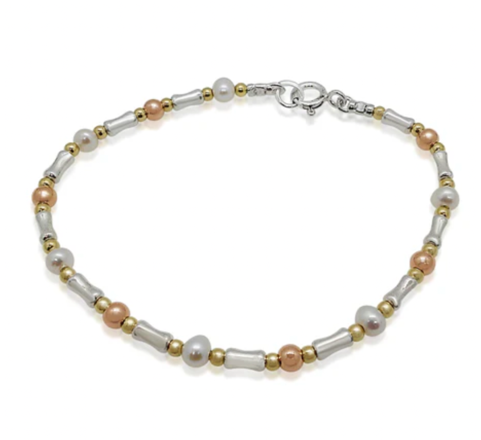 BRACELET HANDMADE WITH FRESH PEARLS AND GOLD FILLED BEADS