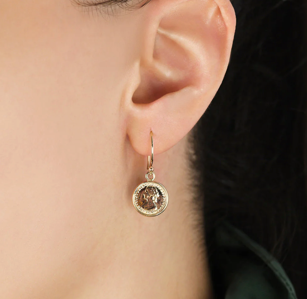 MINI COIN HOOK EARRINGS VON TRESKOW LUXE